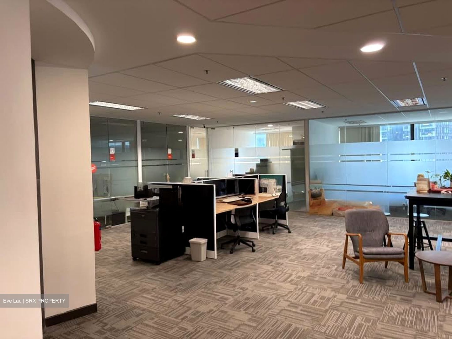 United Square (D11), Office #551522631